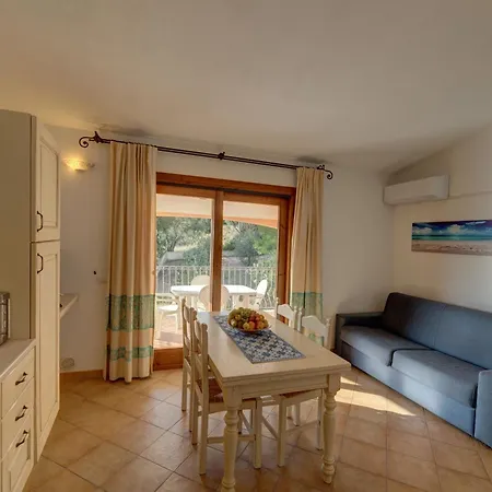 Apartment Badus In *
